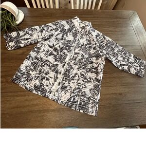 Coldwater Creek Tafetta Black White Floral‎ Print Zip Up Blouse Jacket Womens 18